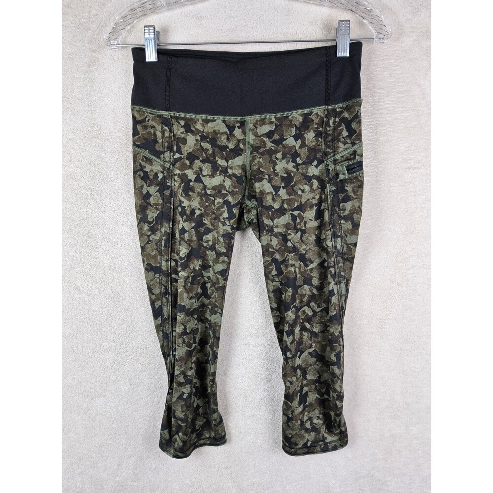 Lululemon Women’s Cropped Camo Athletic Leggings Size 4